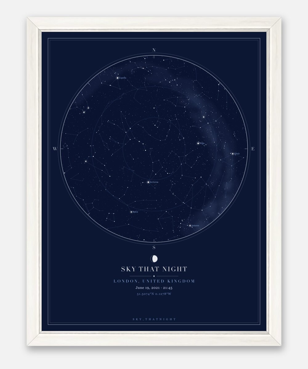 Luxe silver star map in an antique silver classic frame